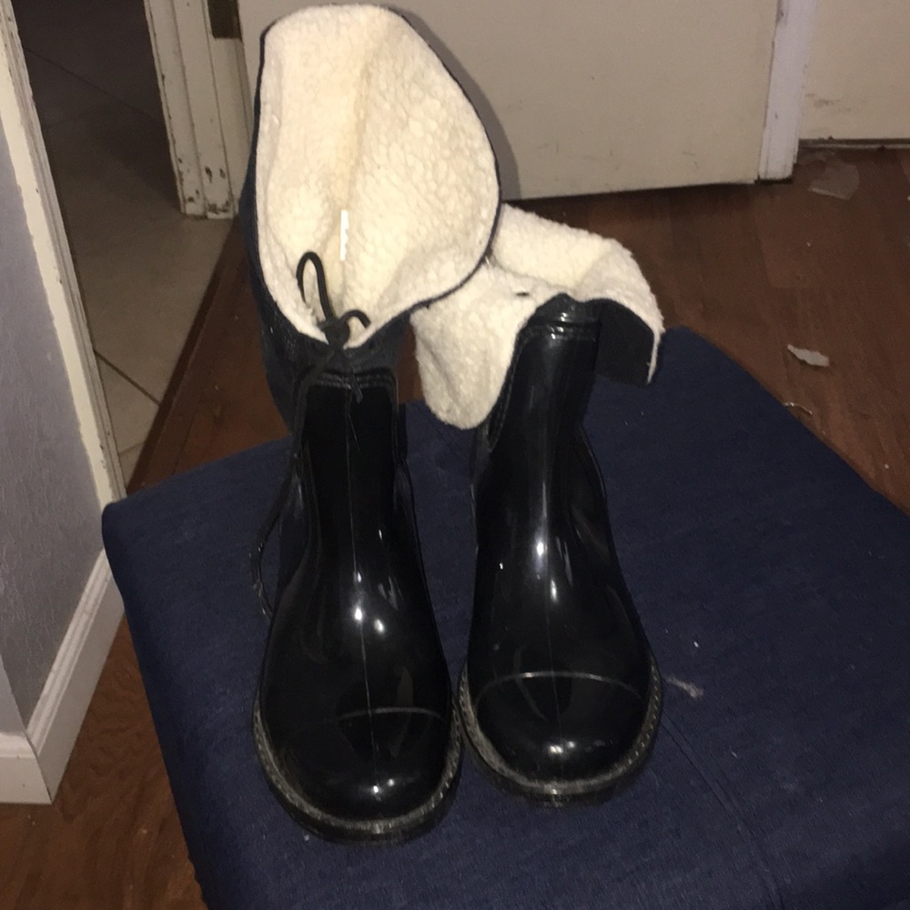 Comfy Rain Boots!